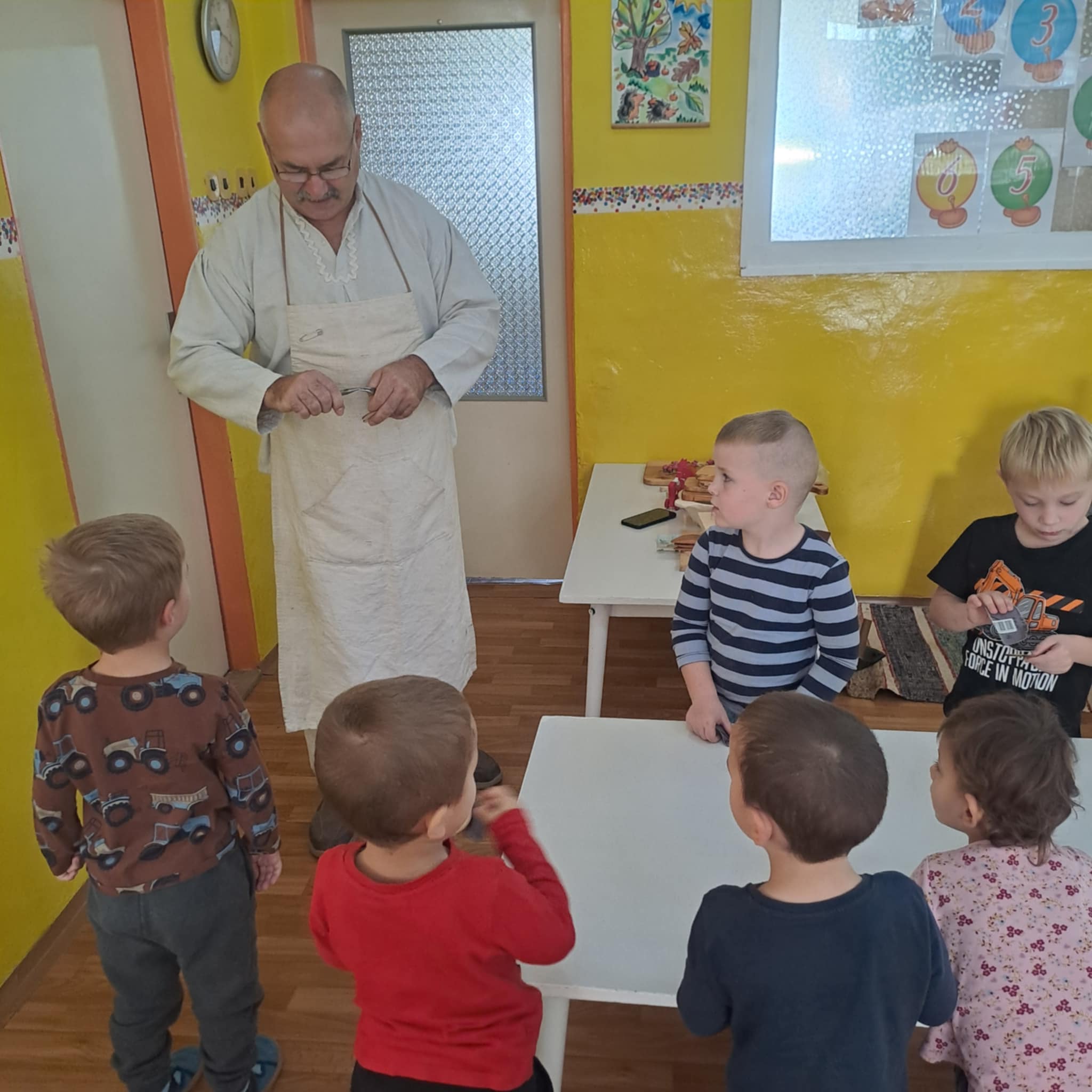 39896566-963d-42d7-94b7-f34bb3e25d04