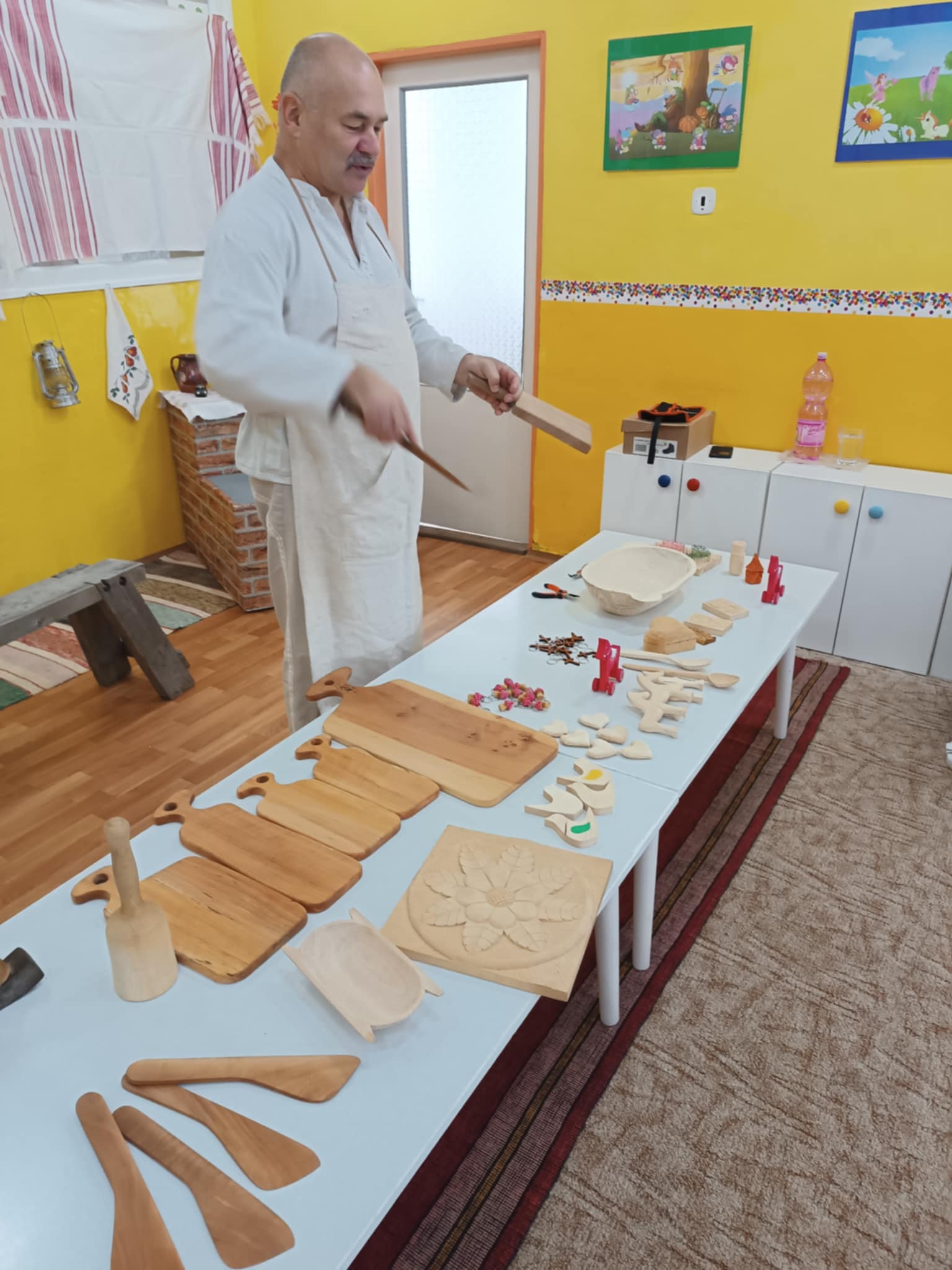 24ef34ac-44e3-4c33-a961-5ac1018f451e