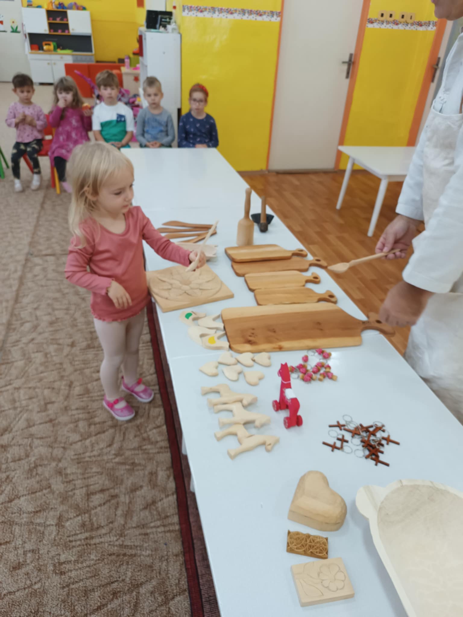 1081184f-a30a-4ee1-aac9-fac3c79a67aa