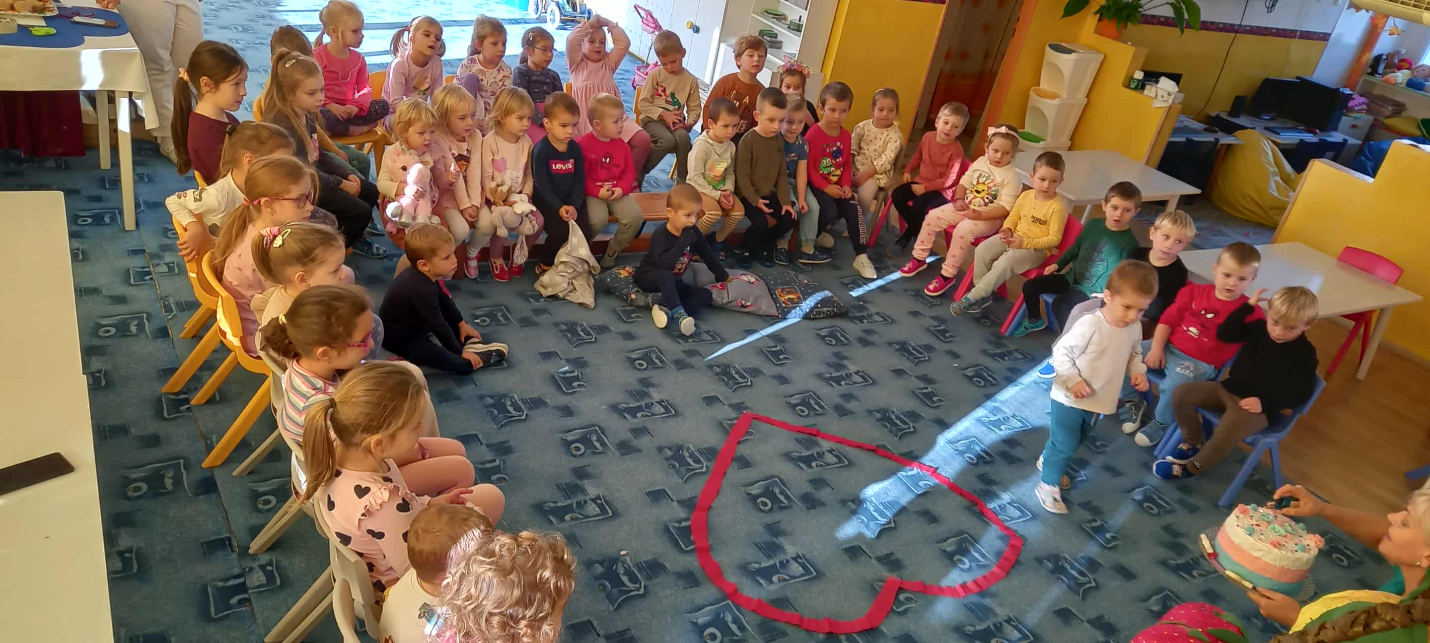 556c75e0-596a-4d74-8a1e-ed1e101e1635