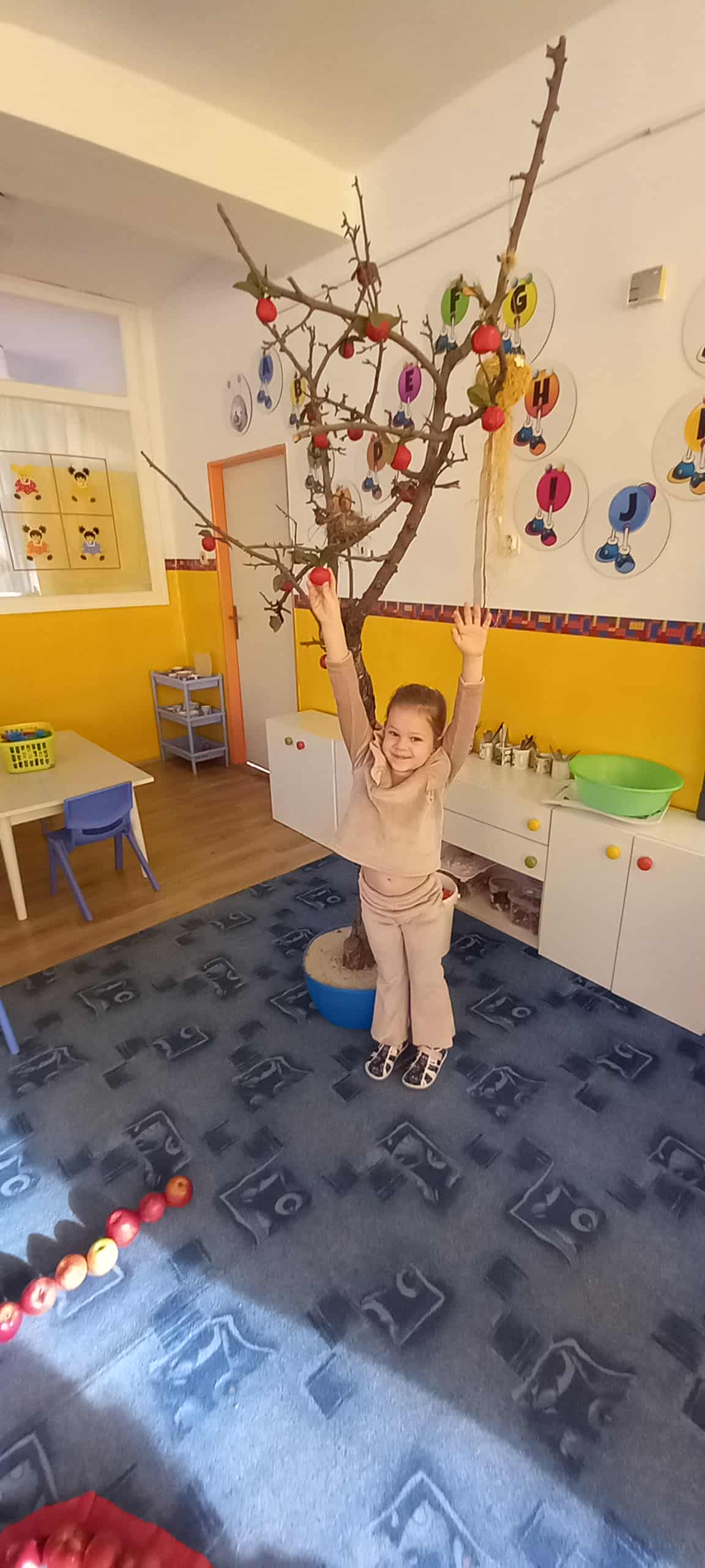 f9cee996-9971-4d4b-a980-209fcd5aada2