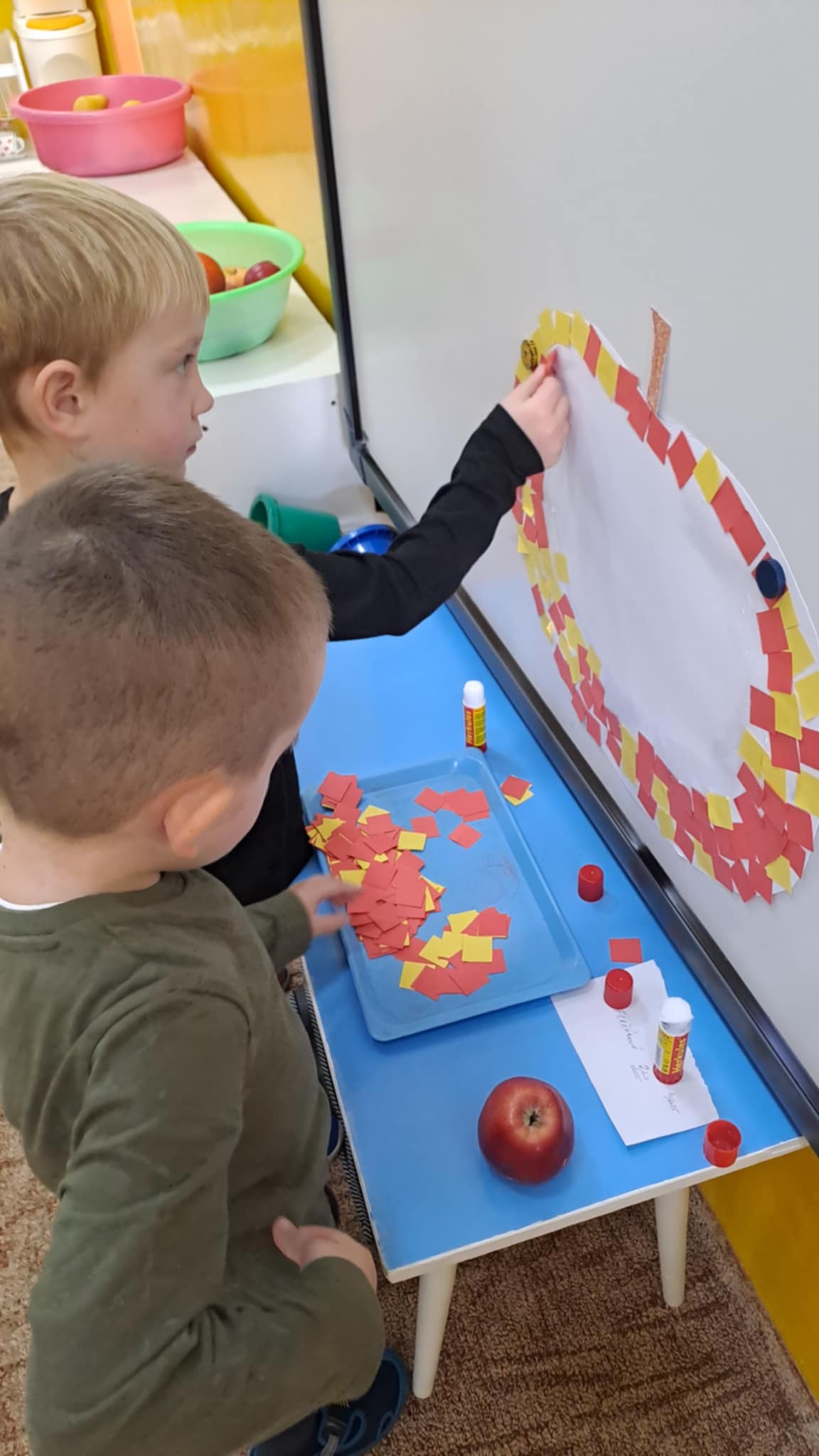 b1d504f9-6b38-4851-bff5-021f373b7031