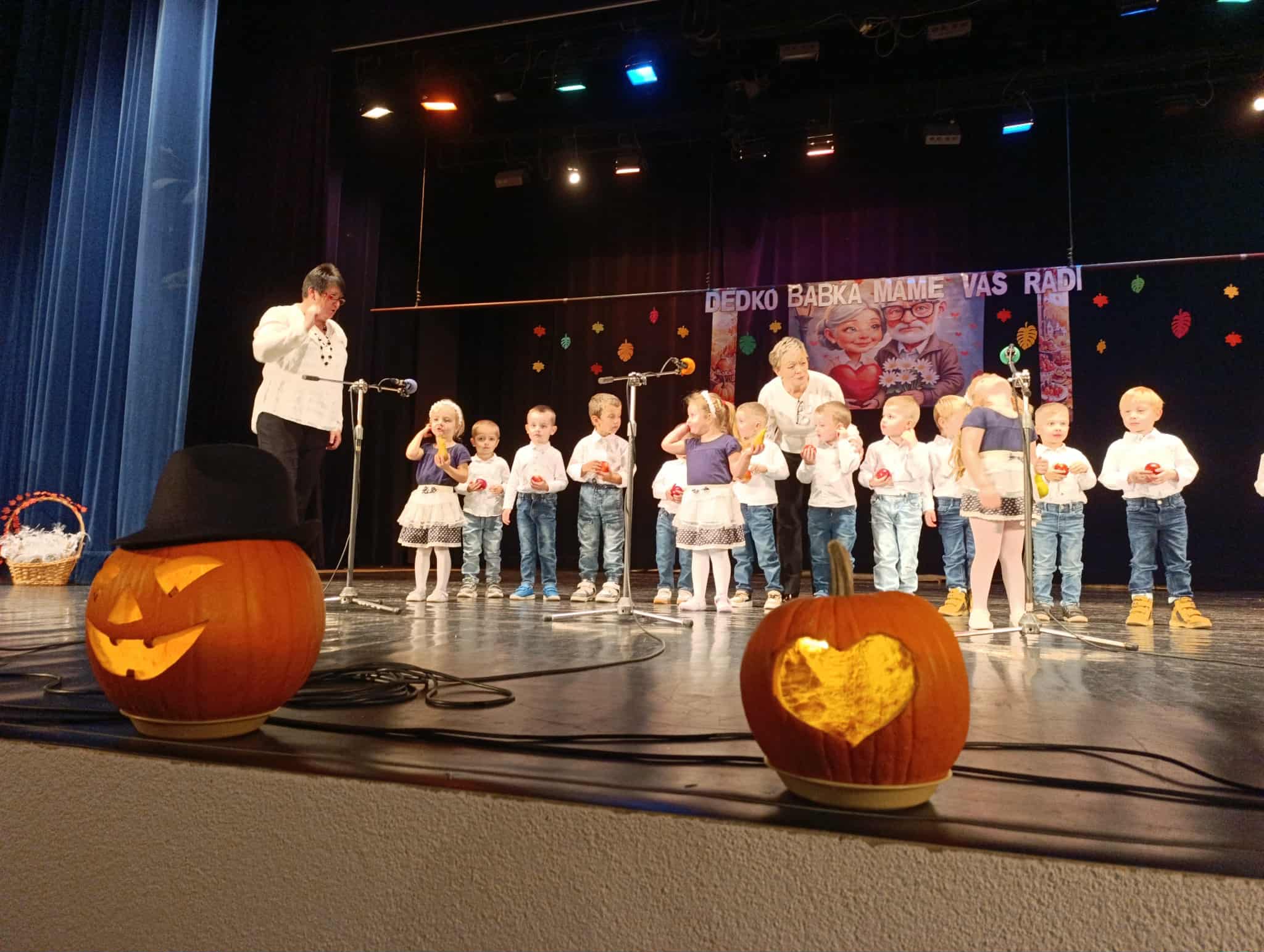 ee5d511e-fe4d-4fd6-8741-d30746f83255