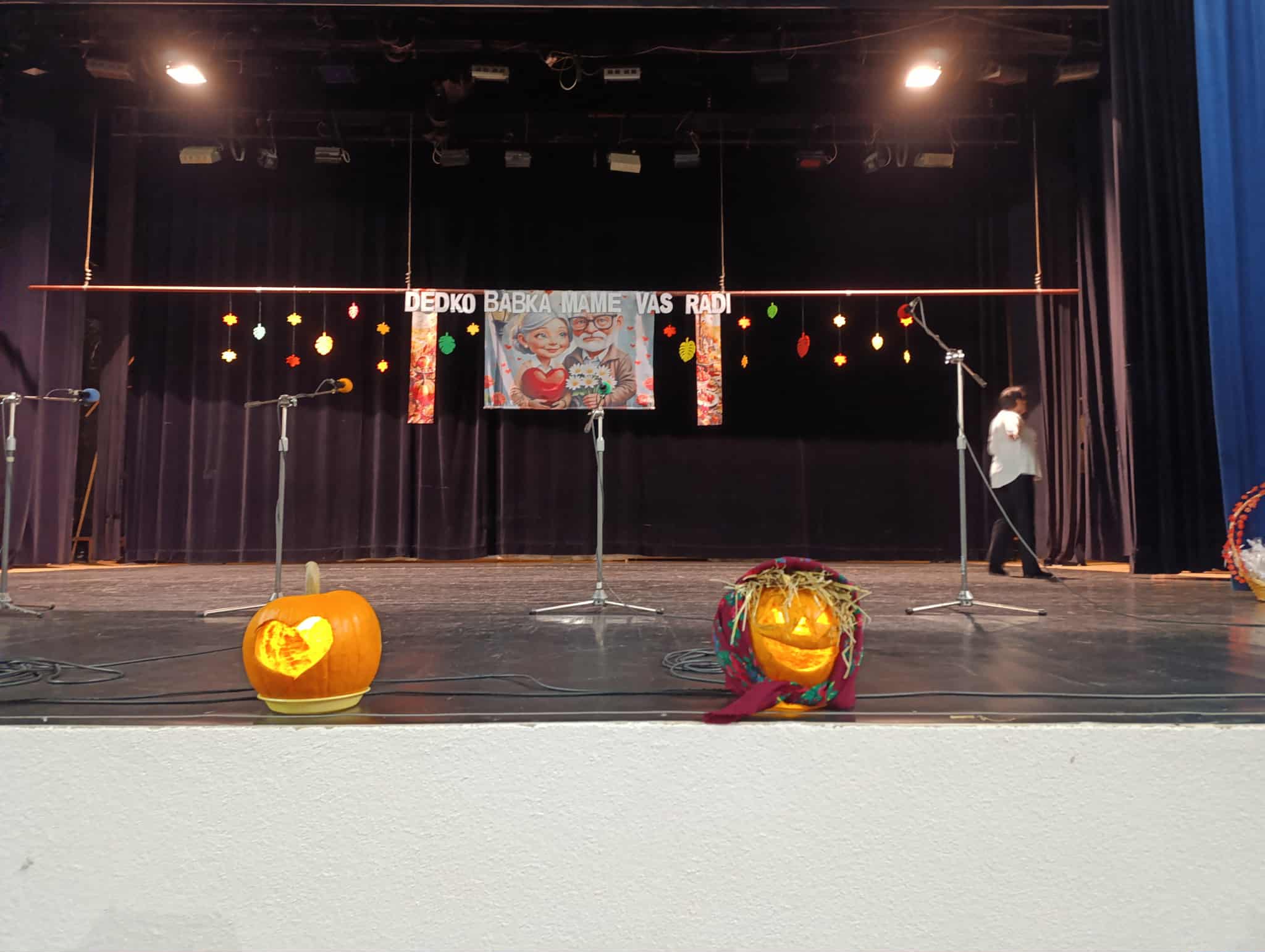 fc76e713-0d59-4c7a-9b44-55d8f827d44a