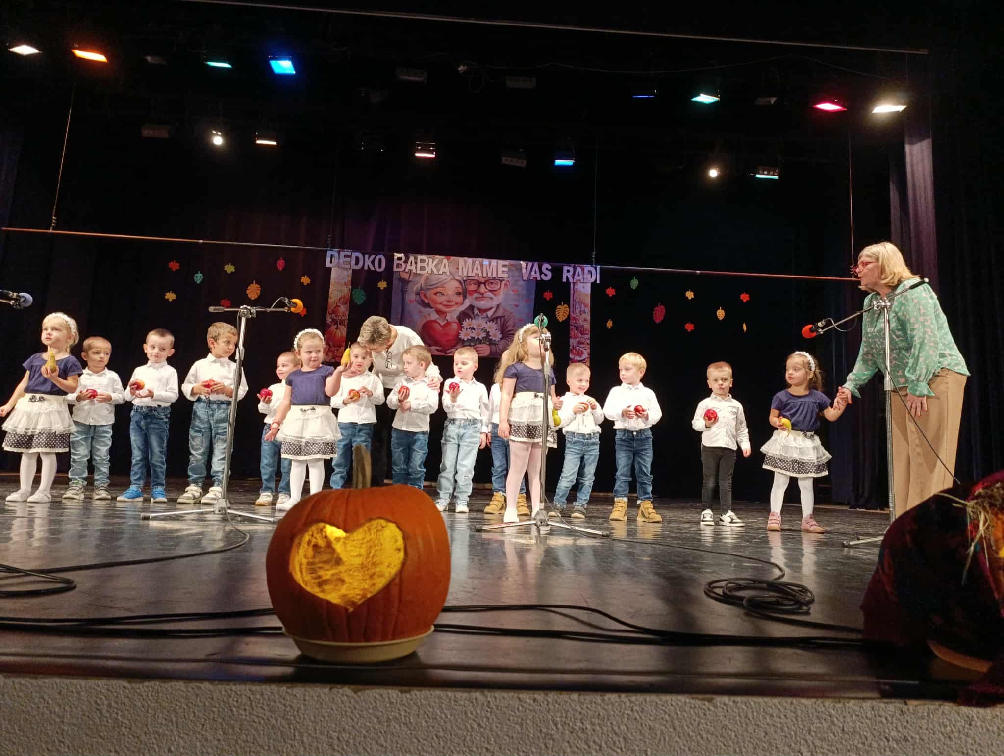 688dcd6f-47b0-4226-8fd7-d5be896d8855