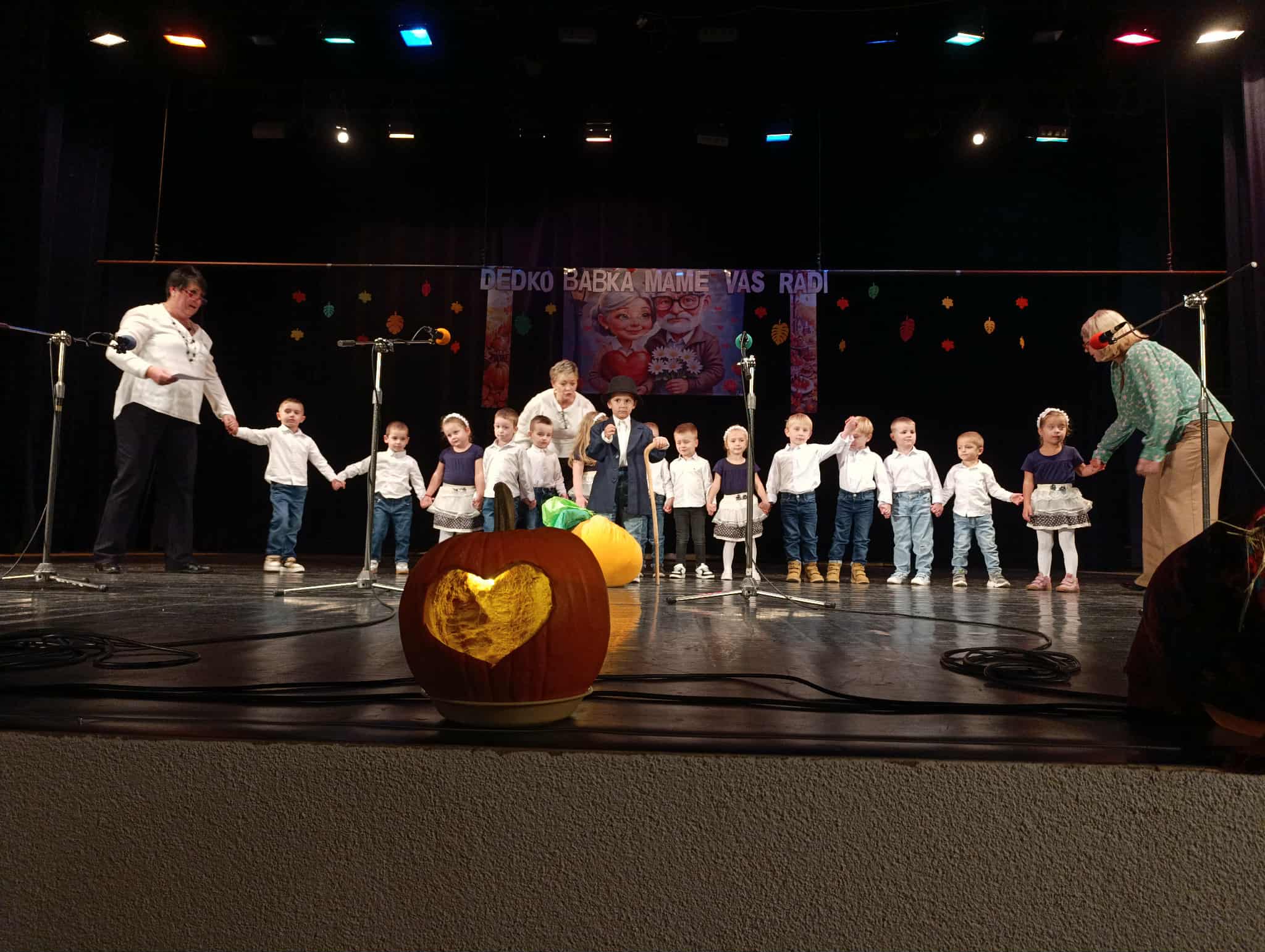 8728c282-c0b4-415b-b9ea-7d911e29cd8b