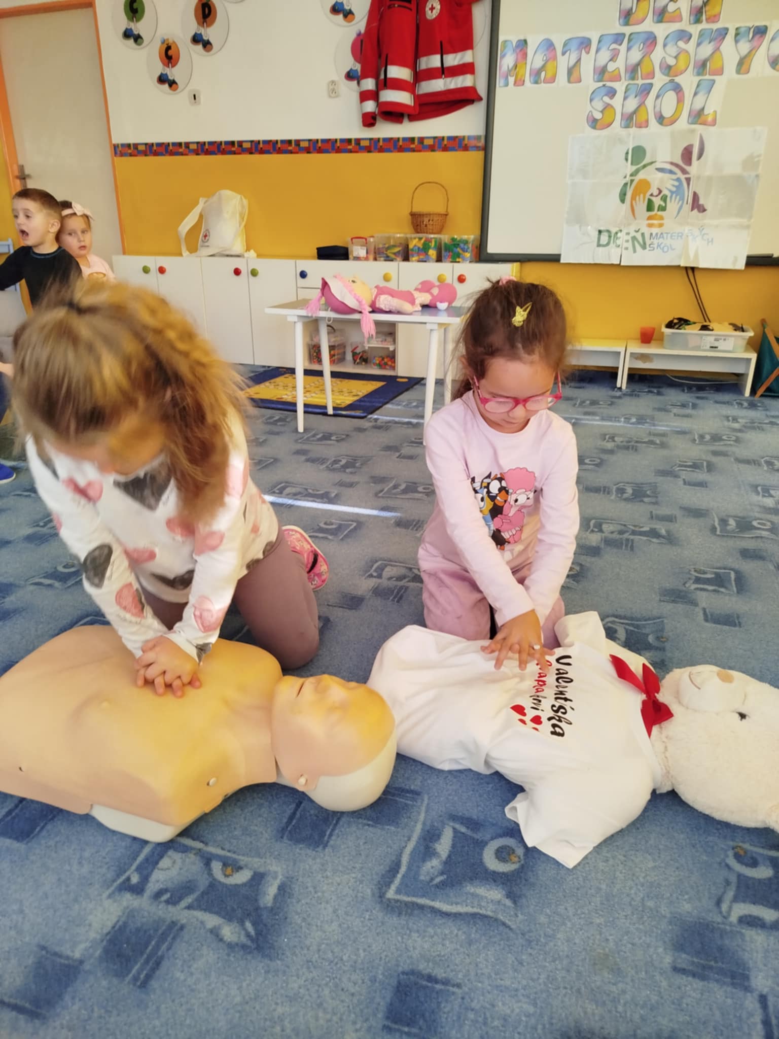 eb5e8162-0910-4311-8883-731980279de3