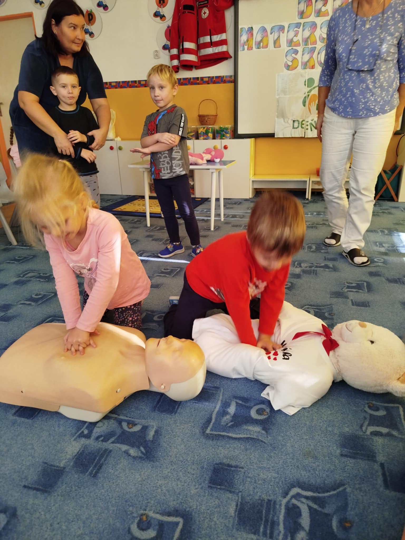 8b9cd729-ab27-44ed-8f29-9d3cdfeb3bb0