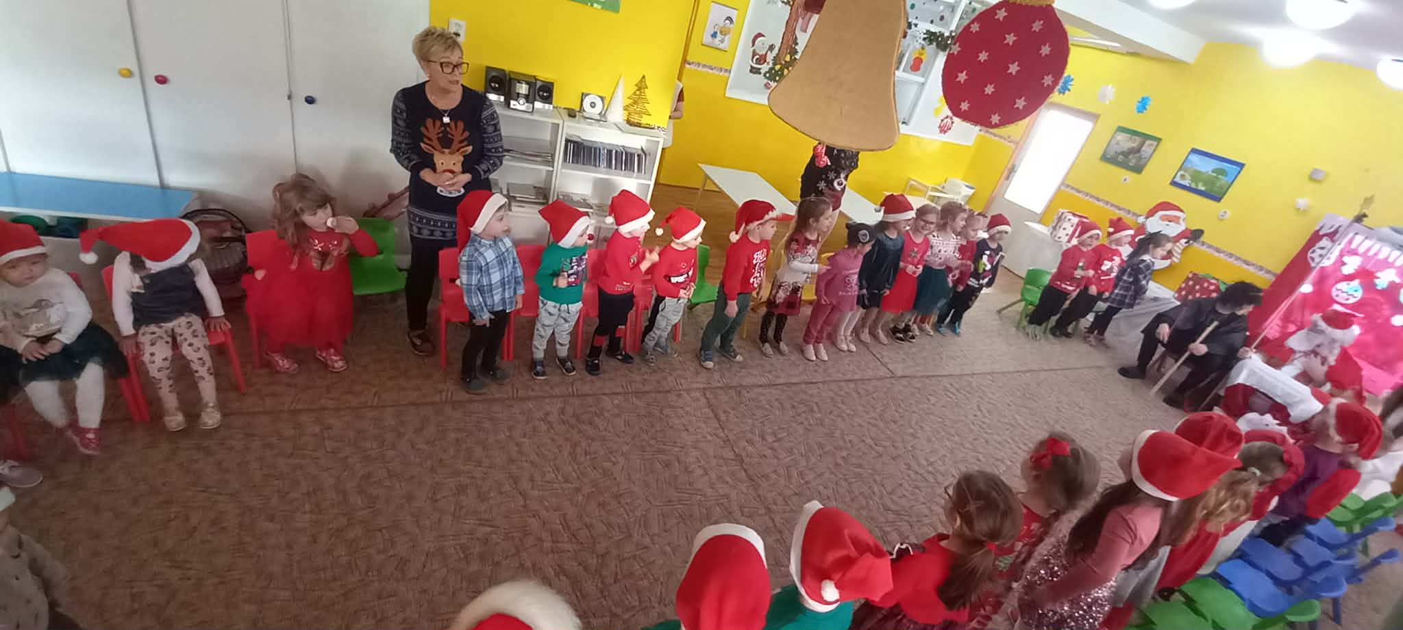 4b50e563-a97a-469b-b192-6de423f9d745