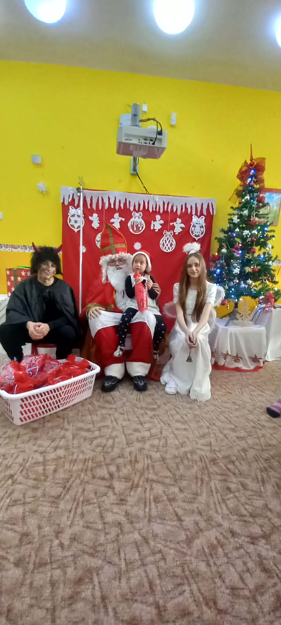 9e961acb-3738-43b9-97eb-72cc684a8429