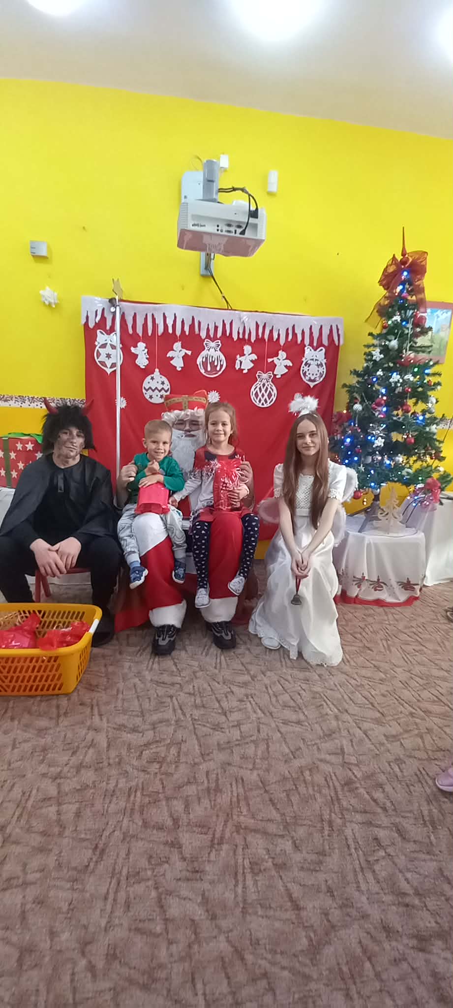 318cdbb0-8906-4f9c-97c8-992a90458923