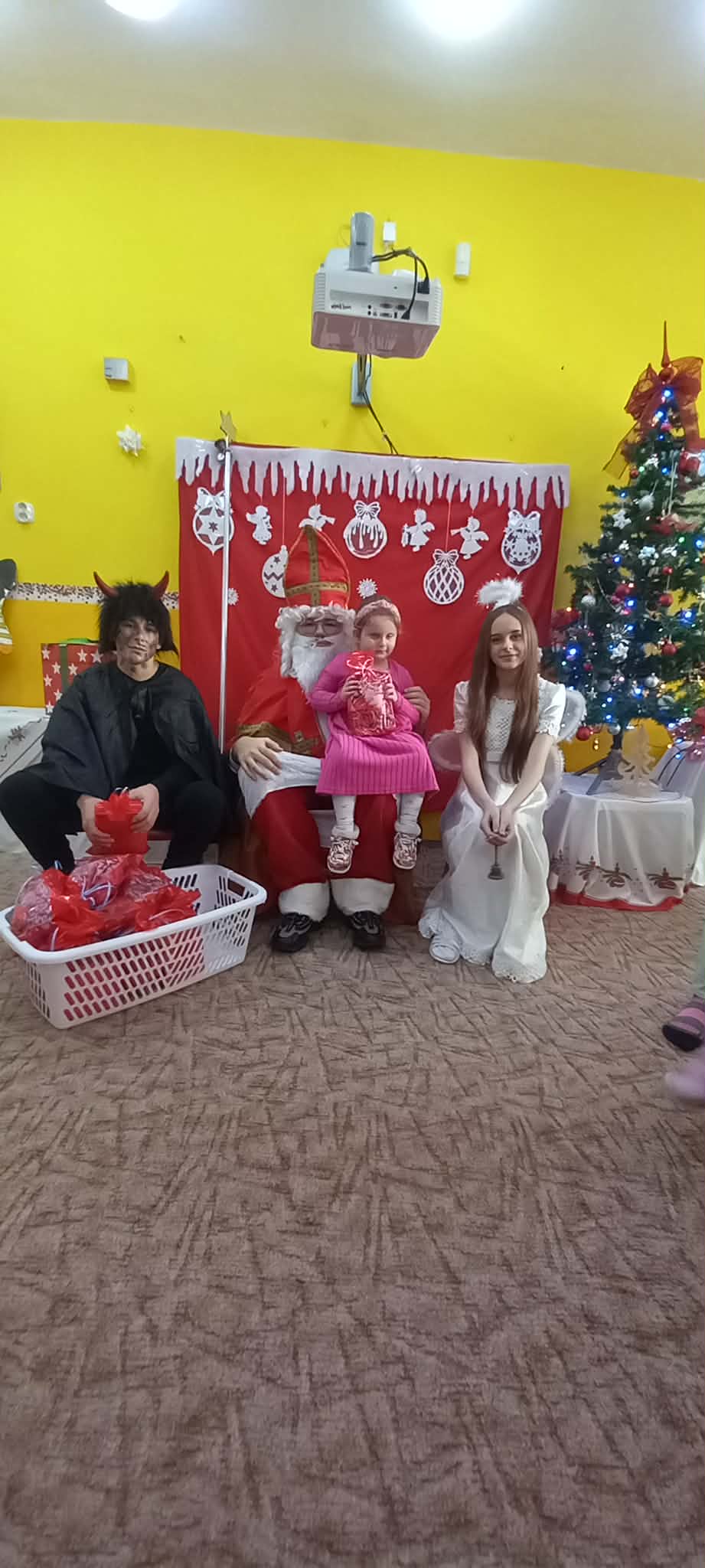 c7e49a1e-dfd1-40cf-9316-551d146e6afb