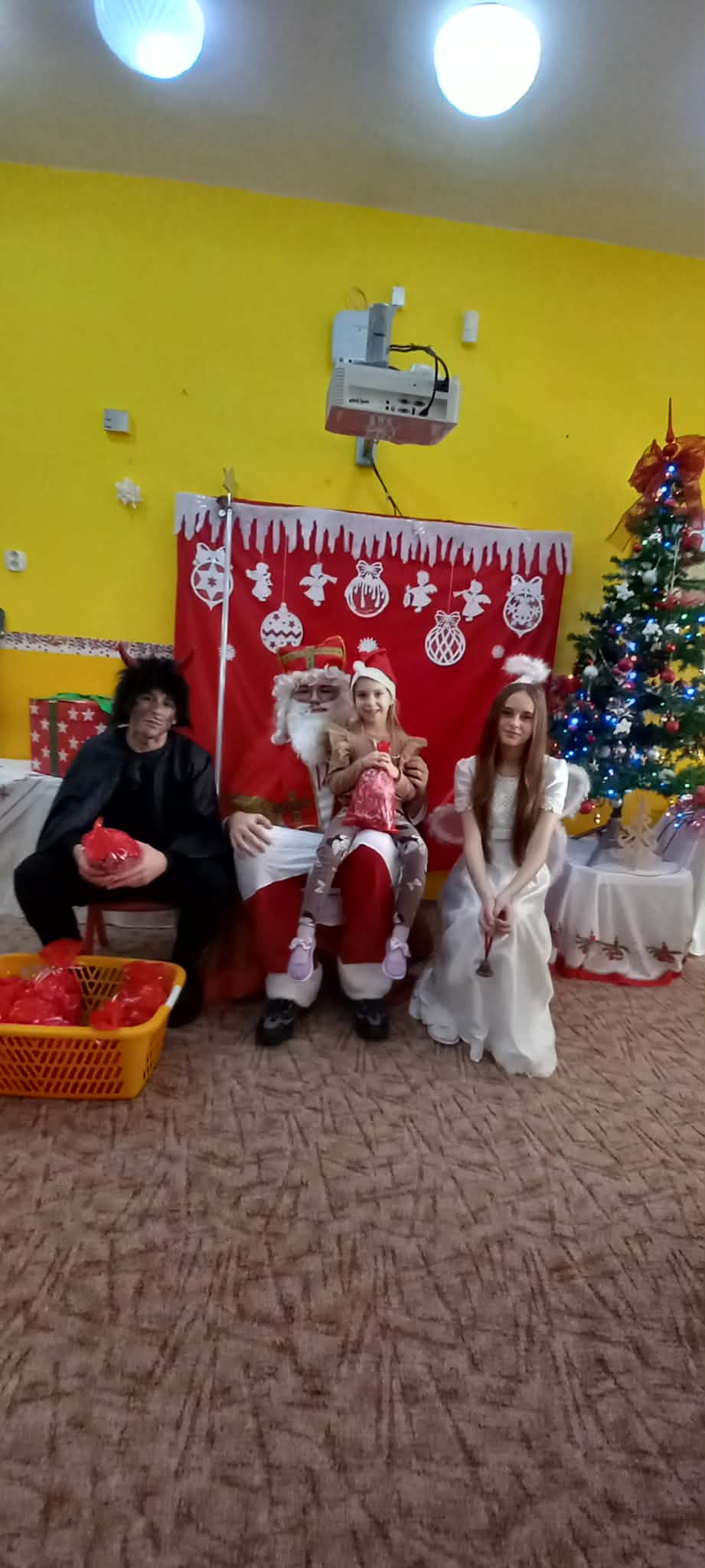 e689a0e5-b1dc-4a9d-988f-58819f46f0eb