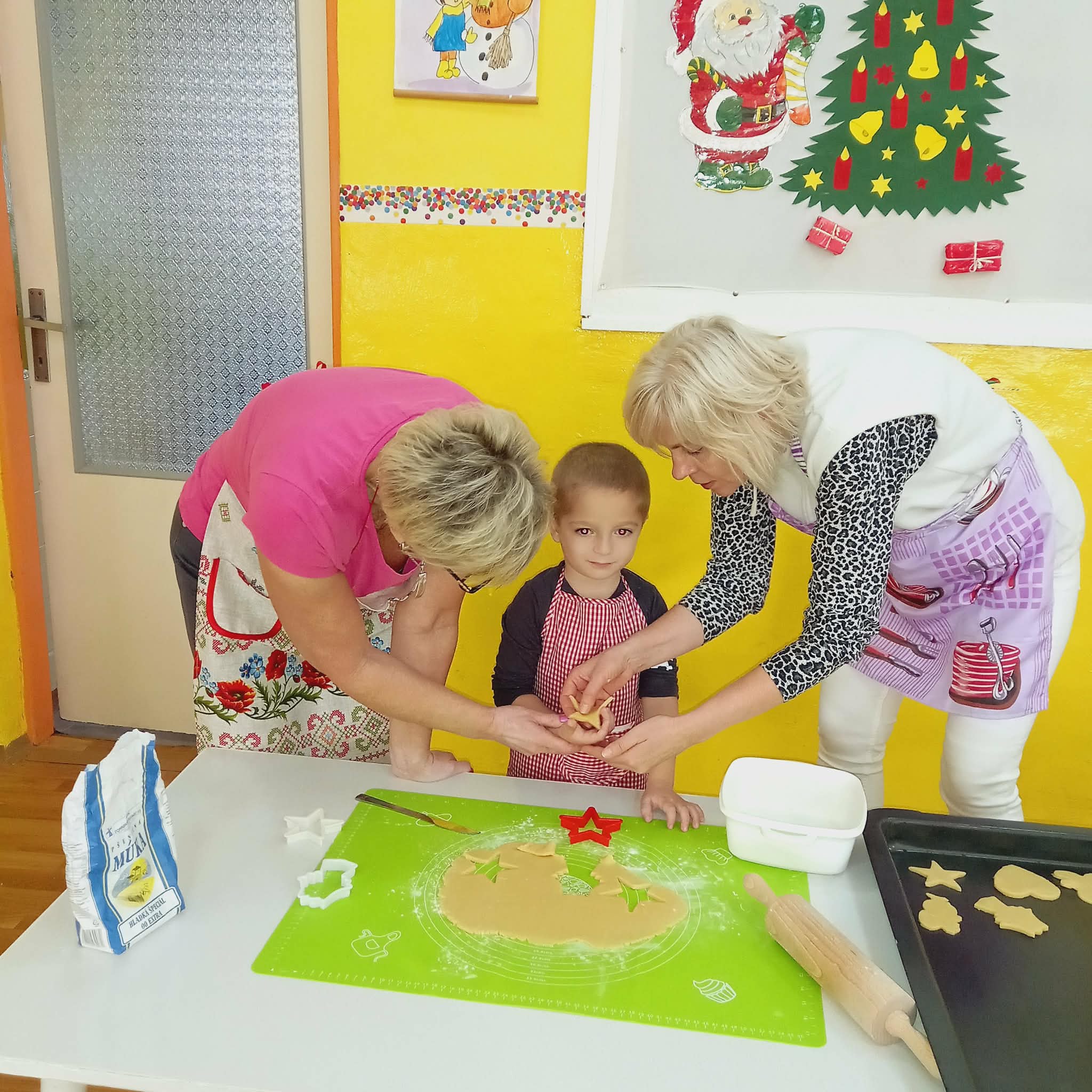 674ef8e5-b730-4866-af05-3bff8435c100