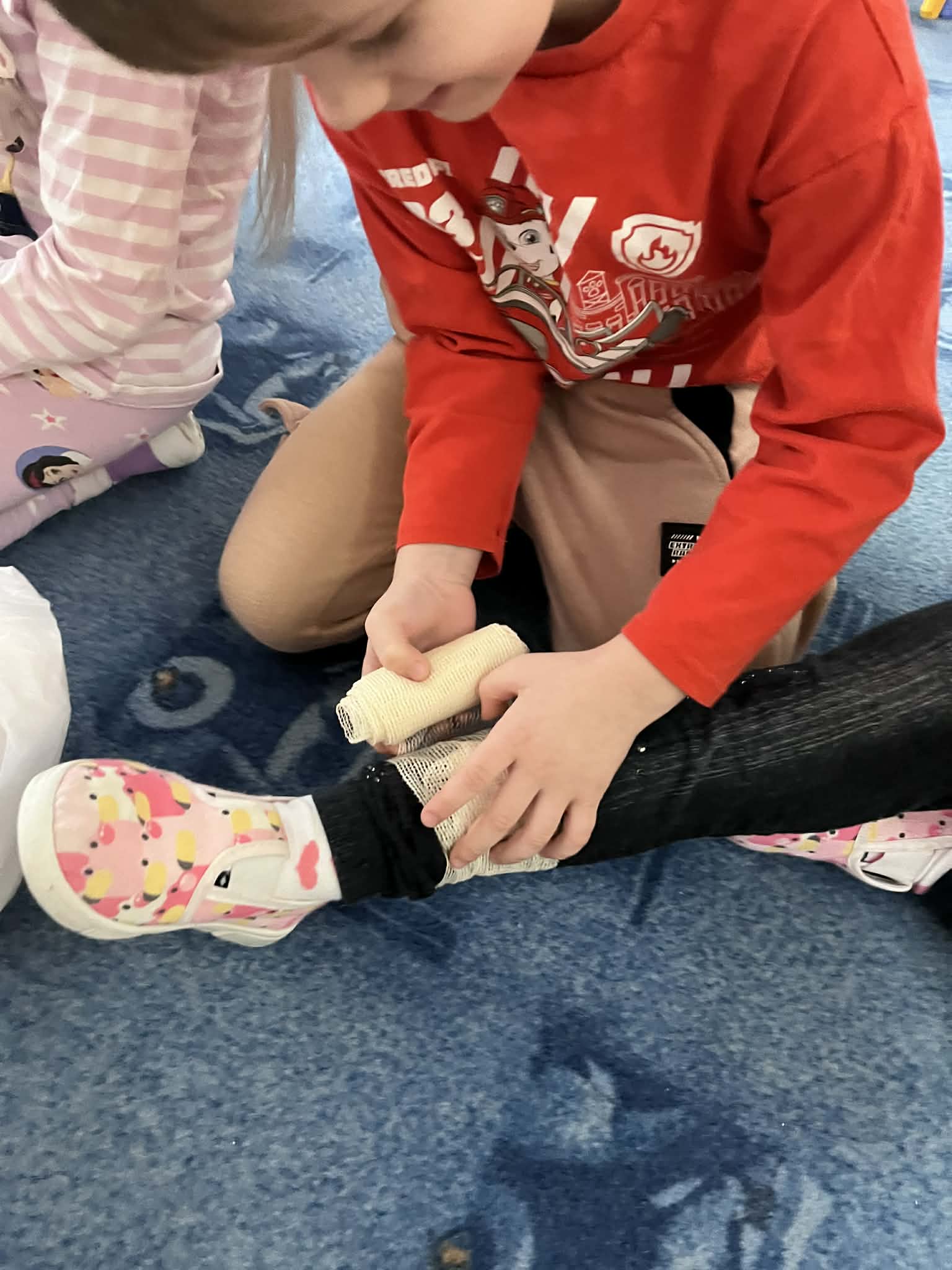 07d076a2-a124-409c-9134-73f7e1338495