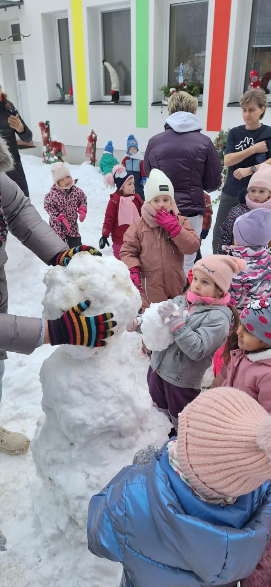 7b053cae-ea79-4b62-9bf6-738cd8466c5e