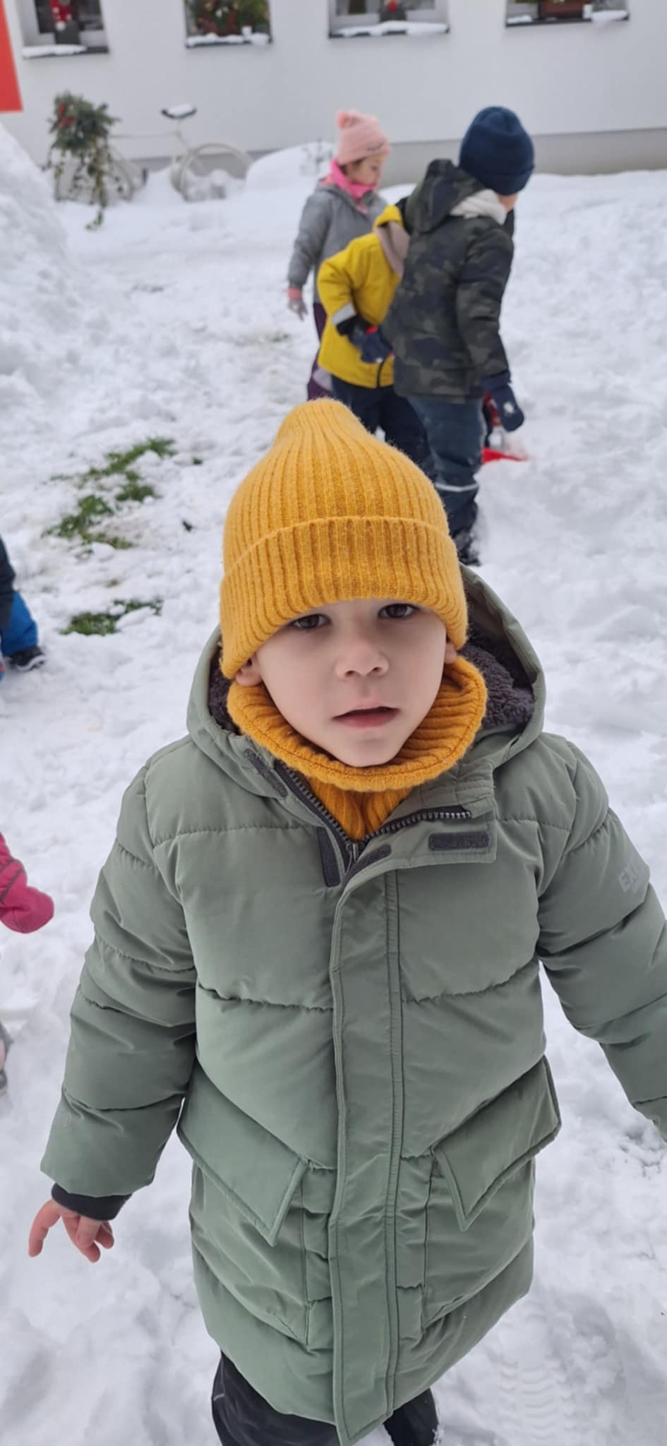 09f2bd87-f7f4-4c84-90bc-def09193d28d