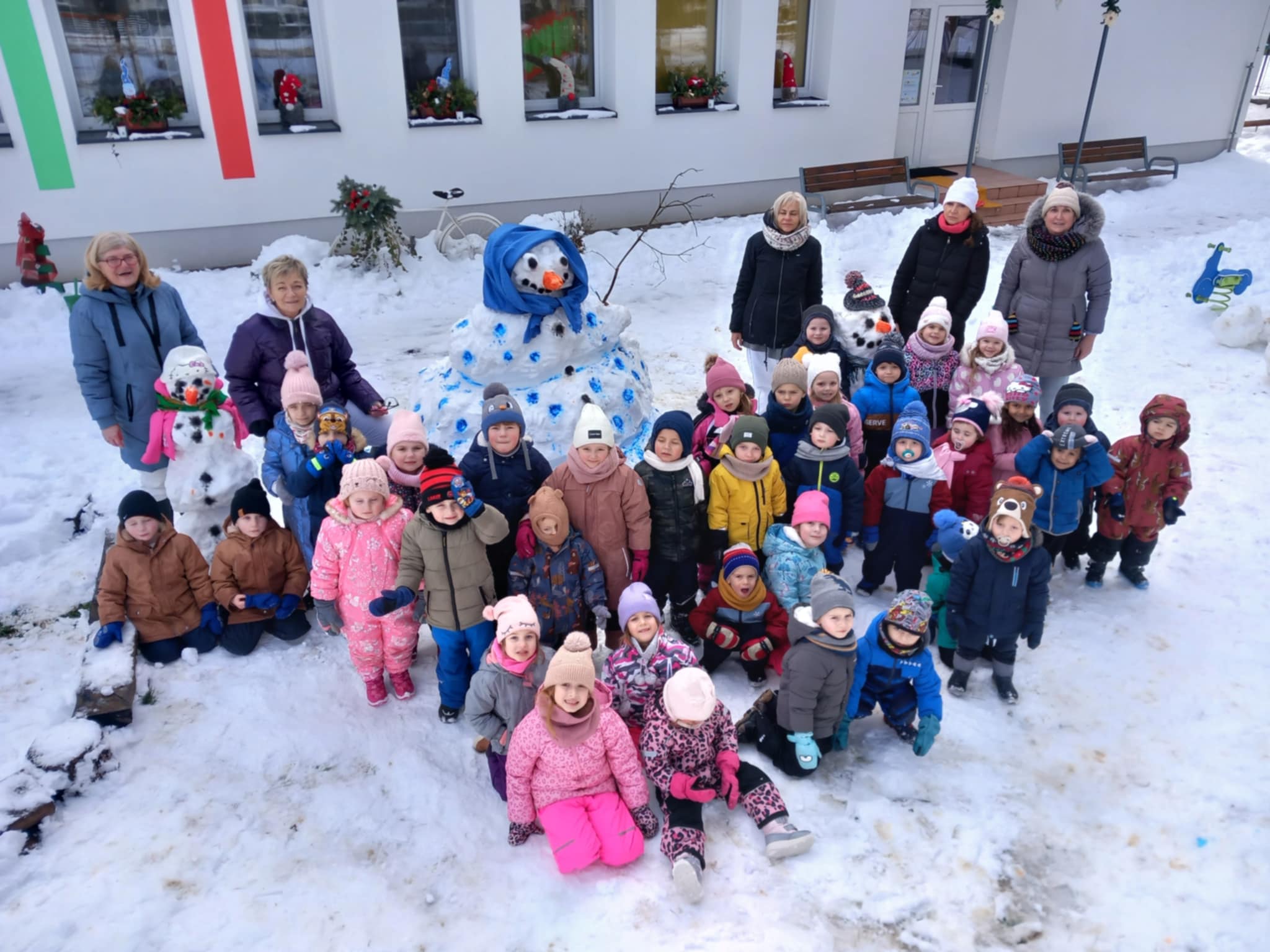 55e7cb31-36de-4224-b8d1-01c263353f3a