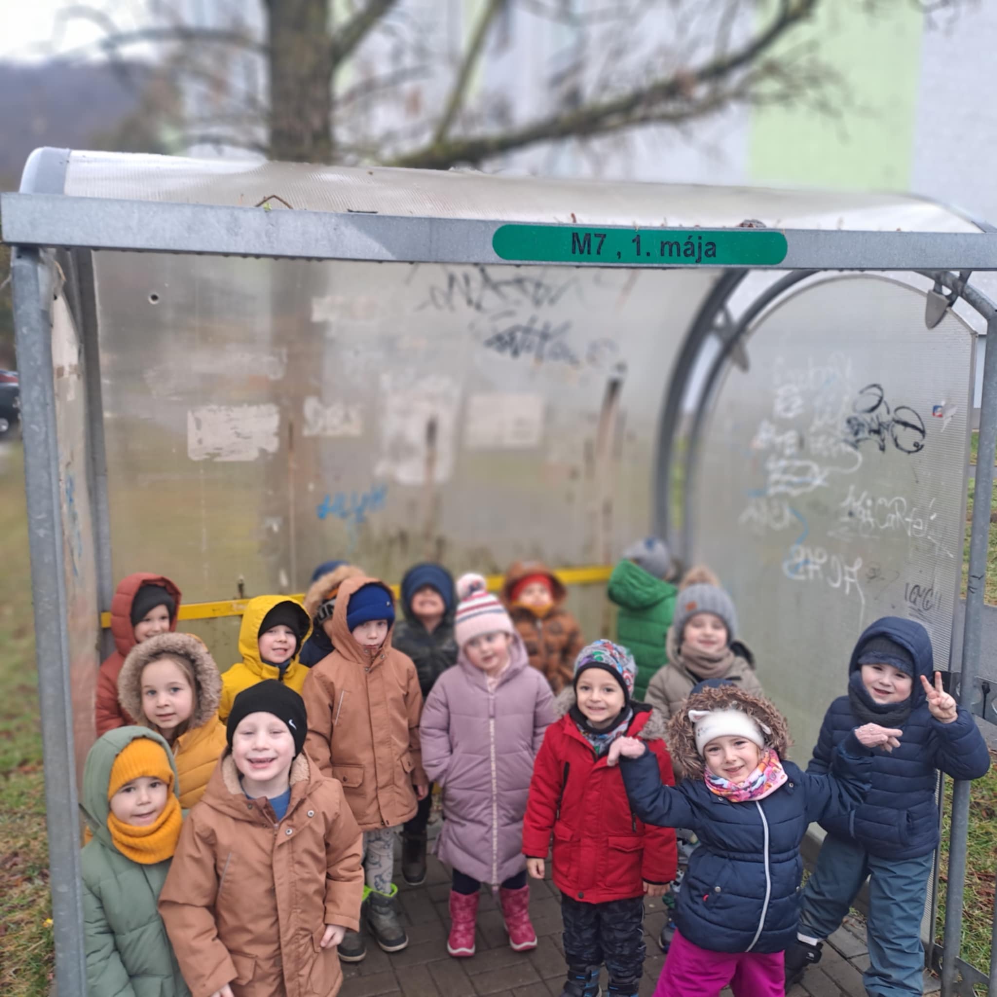 d9f7f281-2645-4cc8-a742-f57b18275301