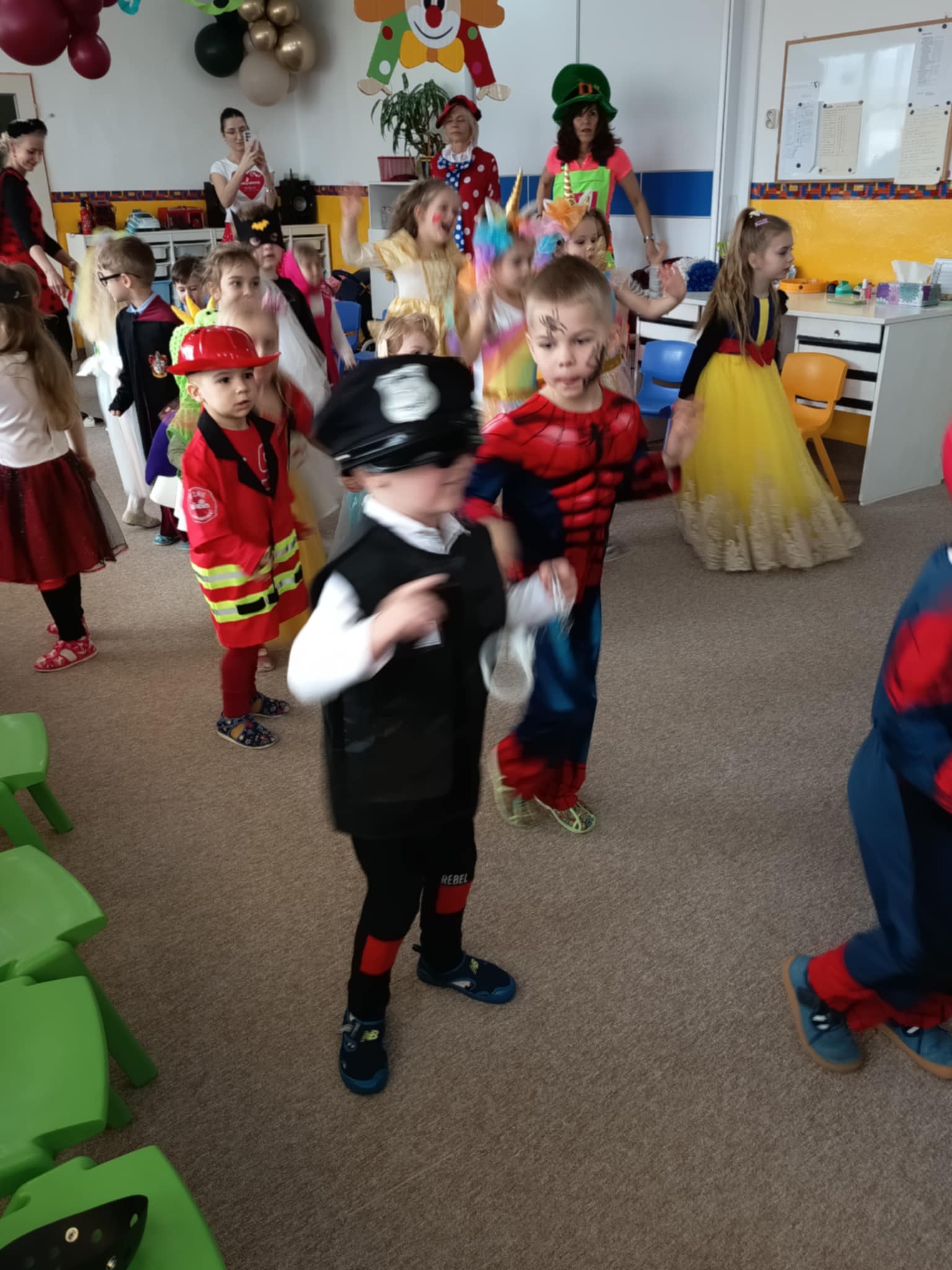 dc77bdf2-bbd9-49d5-b563-400178ac36c3