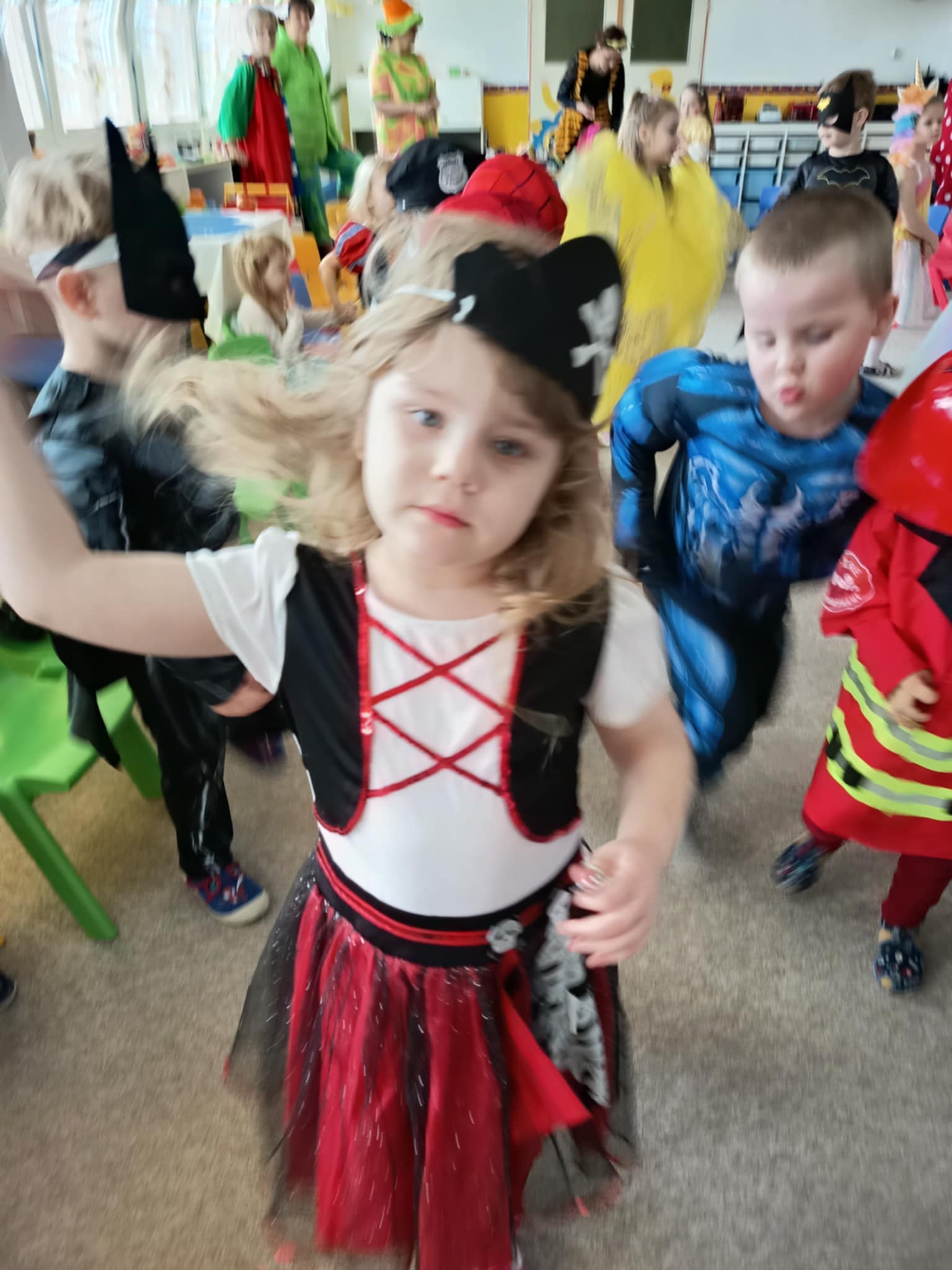 f9489807-2ac4-465a-9c92-aadac574b3f0