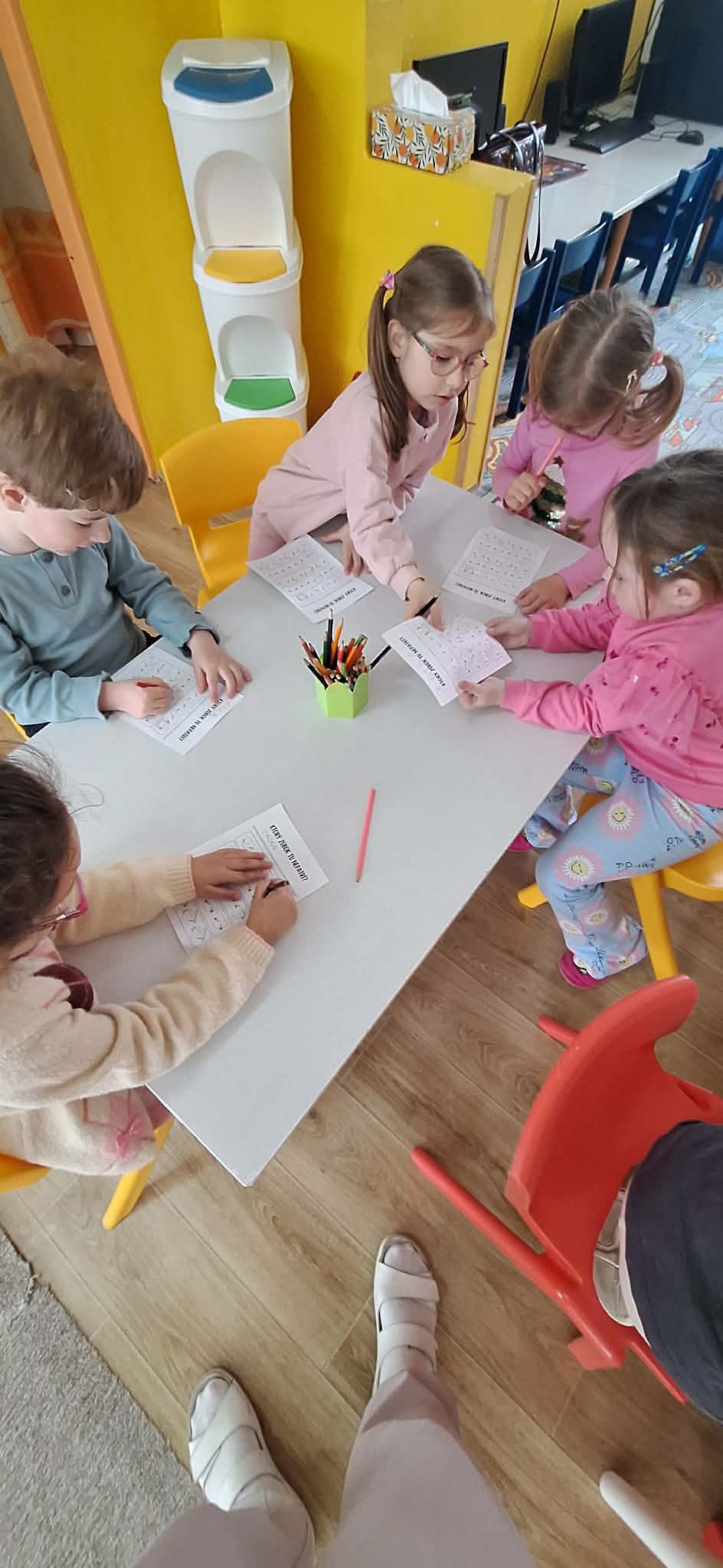 e6bcd856-83c7-4b25-a580-422e82a2ad32