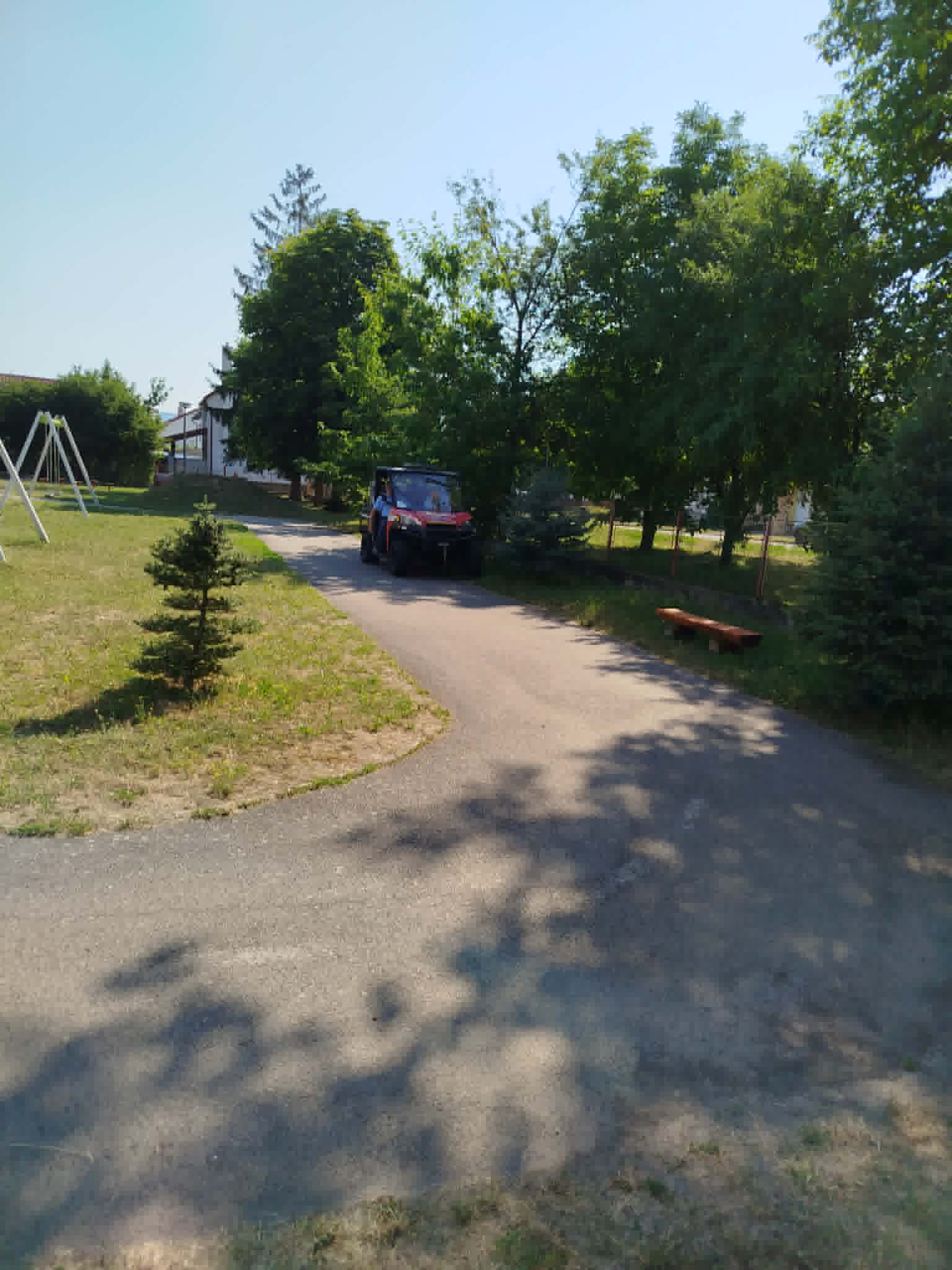 d73bbfe5-df05-4842-9ab8-86ece07e0647